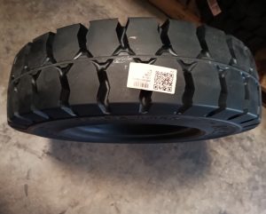 LỐP XE NÂNG DOOSAN 500-12