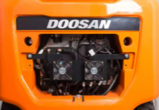 Vị trí lắp đặt bộ điều khiển xe nâng DOOSAN