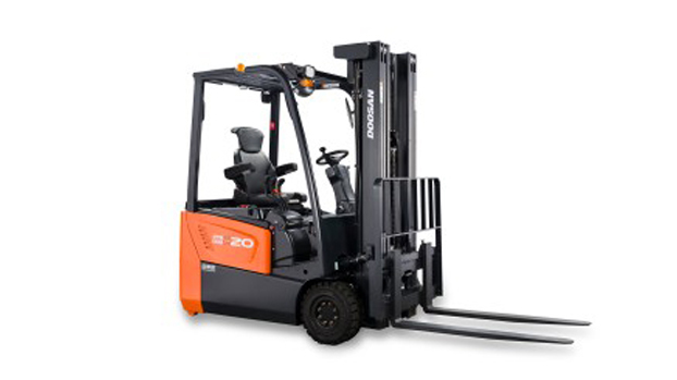 Cho thuê xe nâng điện 2 tấn