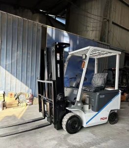 Cho thuê xe nâng điện 2.5 tấn Pin Lithium