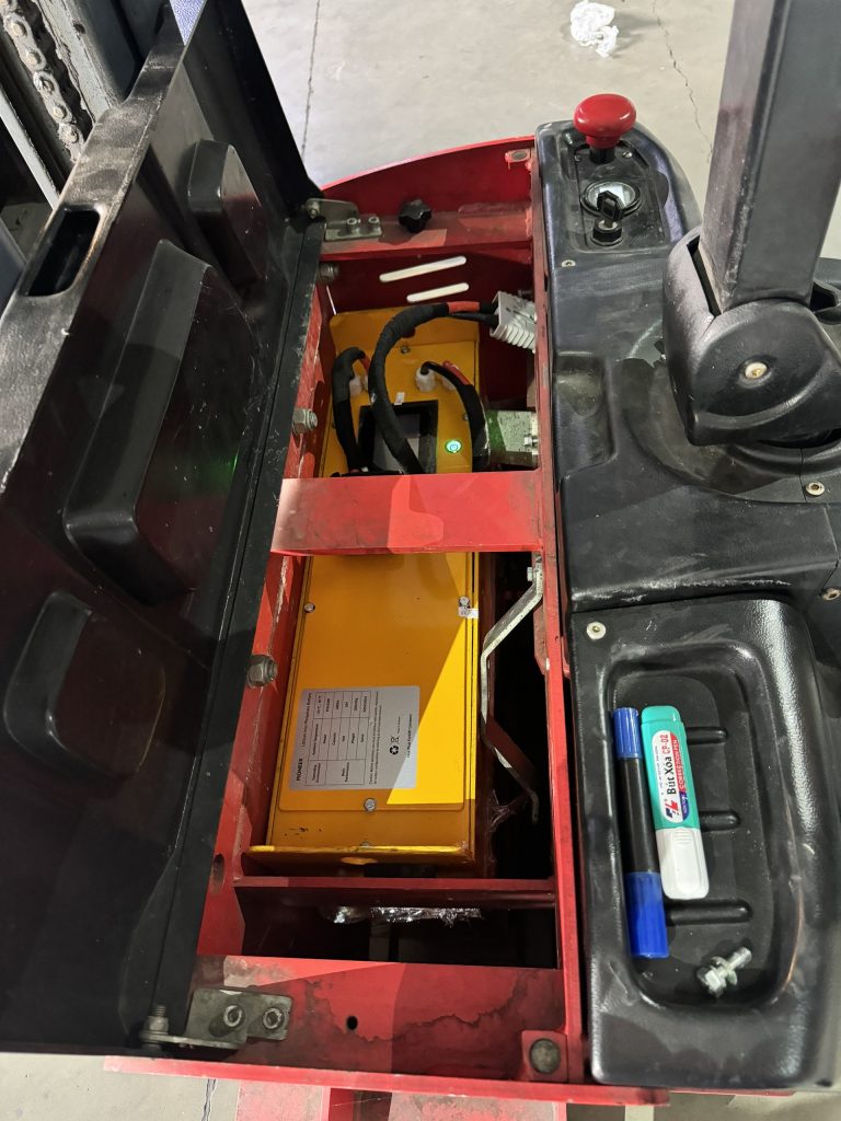 Bình lithium cho xe nâng điện 24V 200Ah