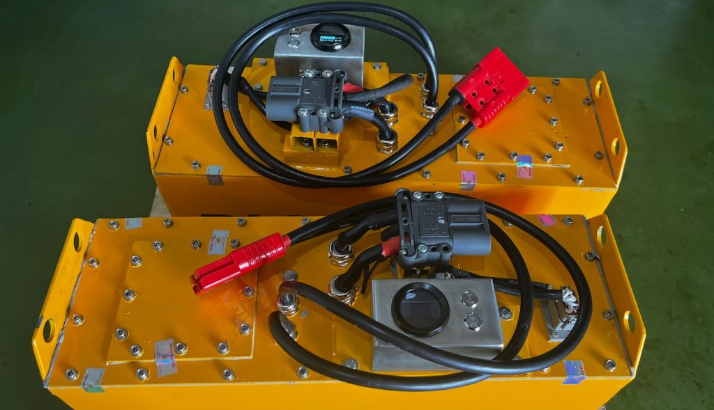 Pin lithium xe nâng kho lạnh tiêu chuẩn IP