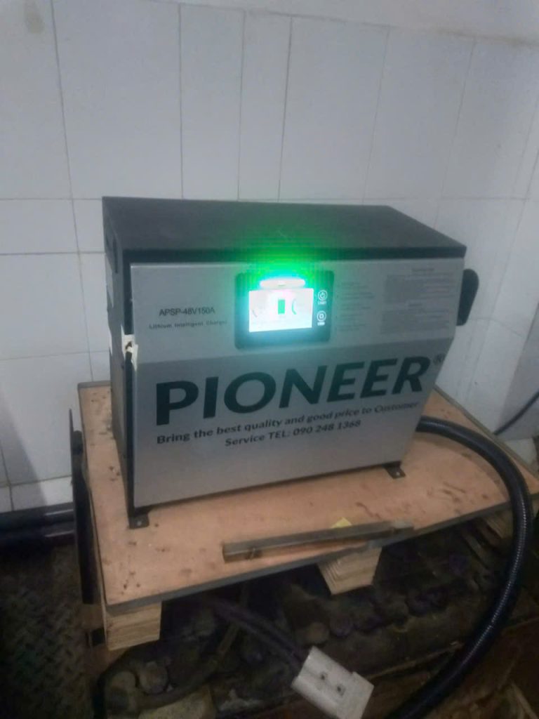 pin lithium sạc nhanh xe nâng kho lạnh