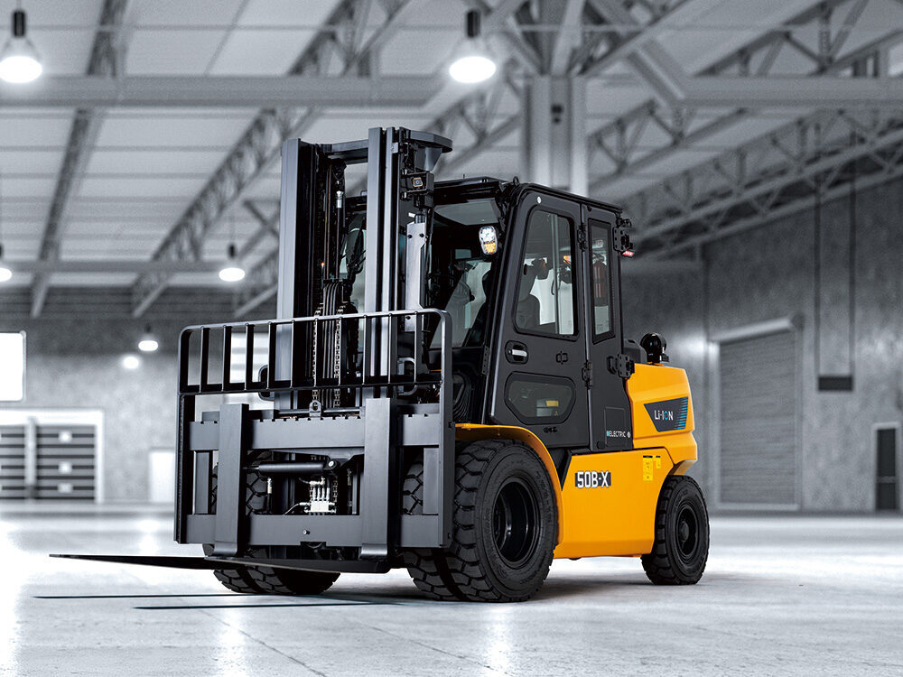 Sửa chữa xe nâng Hyundai ngoài hãng tại xưởng kỹ thuật